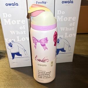 owala Pink Bow-Print Insulated Water Bottle with Straw